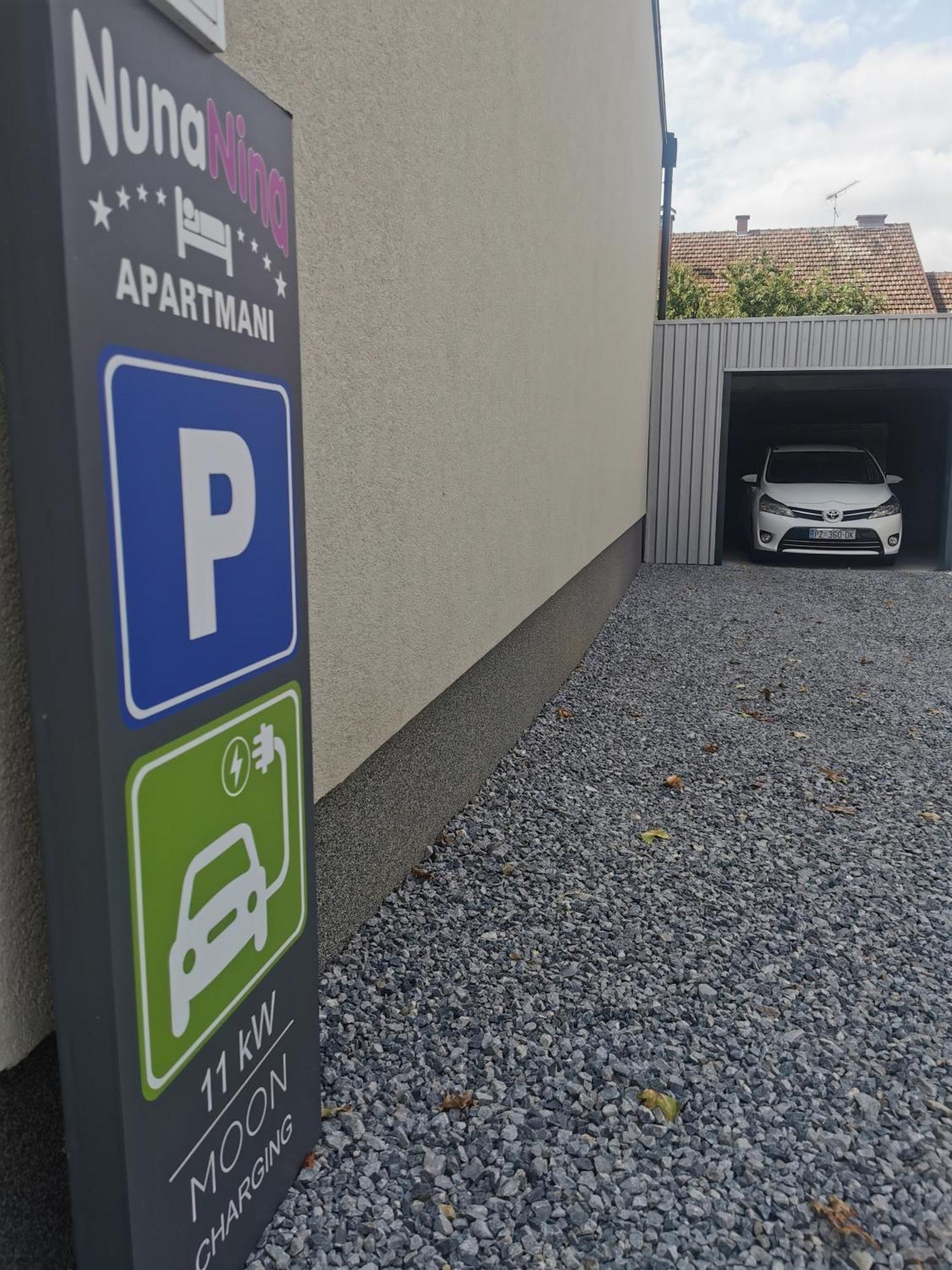 Nunanina Apartmani Pozega Exterior foto